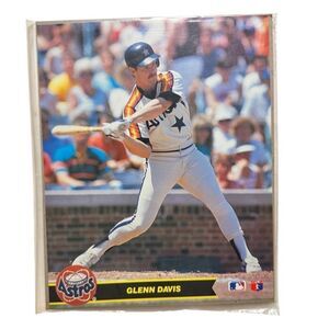 1990 Major League Baseball Glenn Davis MLB Action Photos Series 1 - SEALED